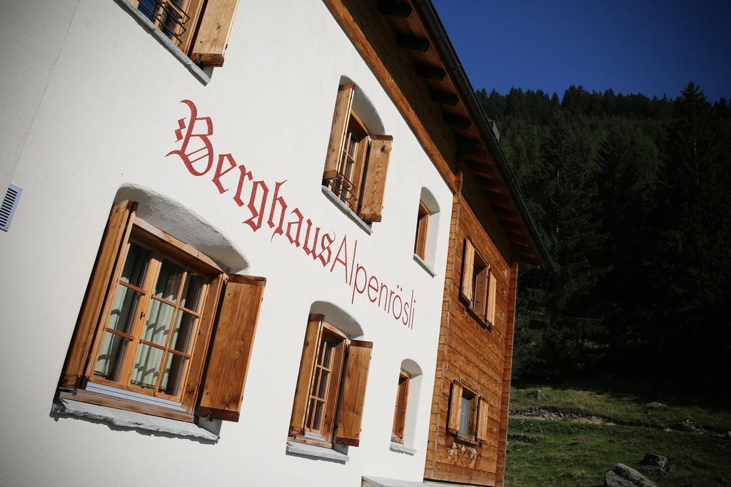 Berghaus Alpenroesli Hotel Klosters Exterior photo