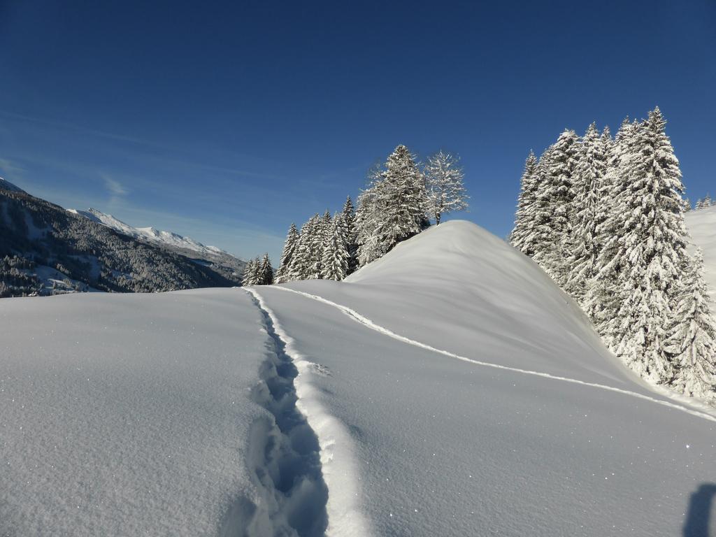Berghaus Alpenroesli Hotel Klosters Exterior photo