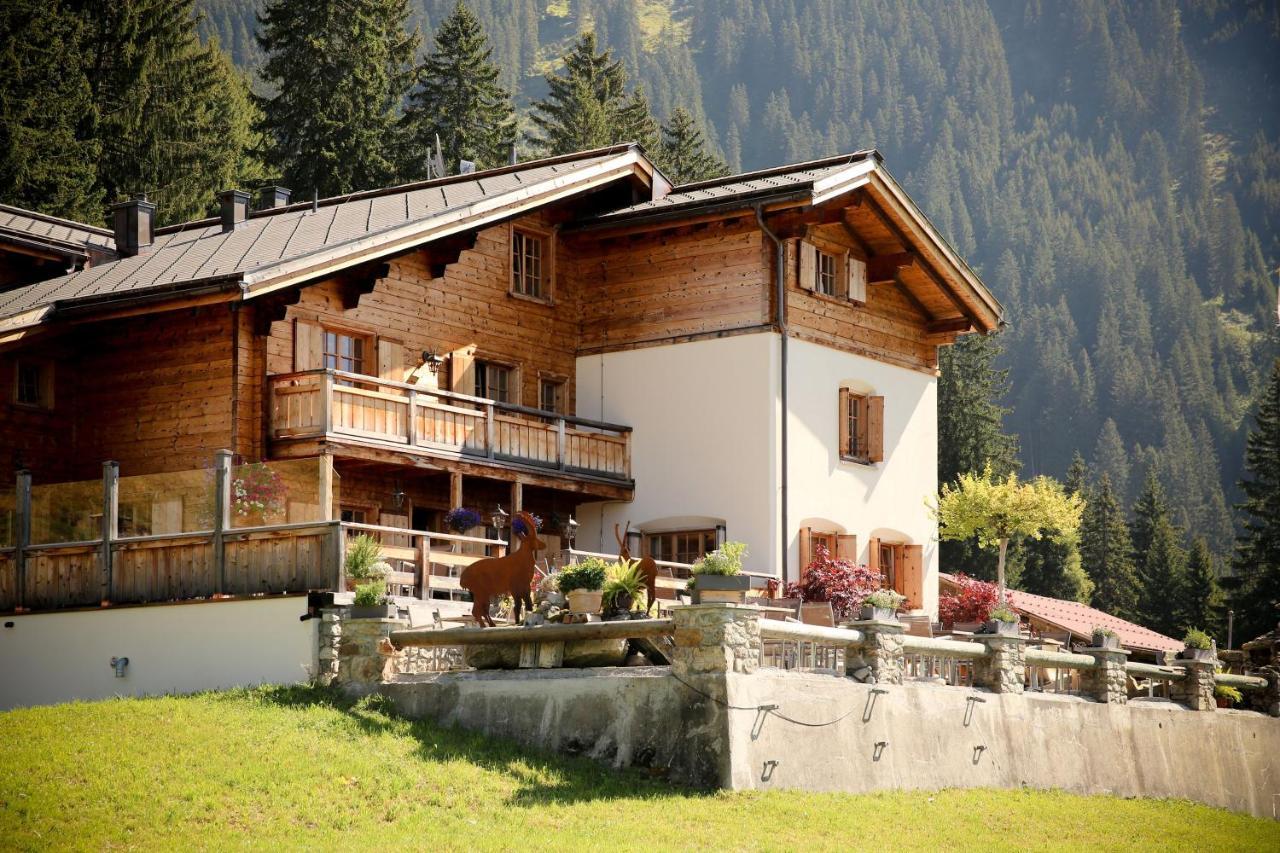 Berghaus Alpenroesli Hotel Klosters Exterior photo